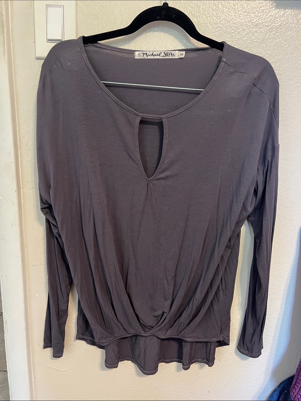 Michael Stars Charcoal Gray Long Sleeve Keyhole Twist-Hem Top